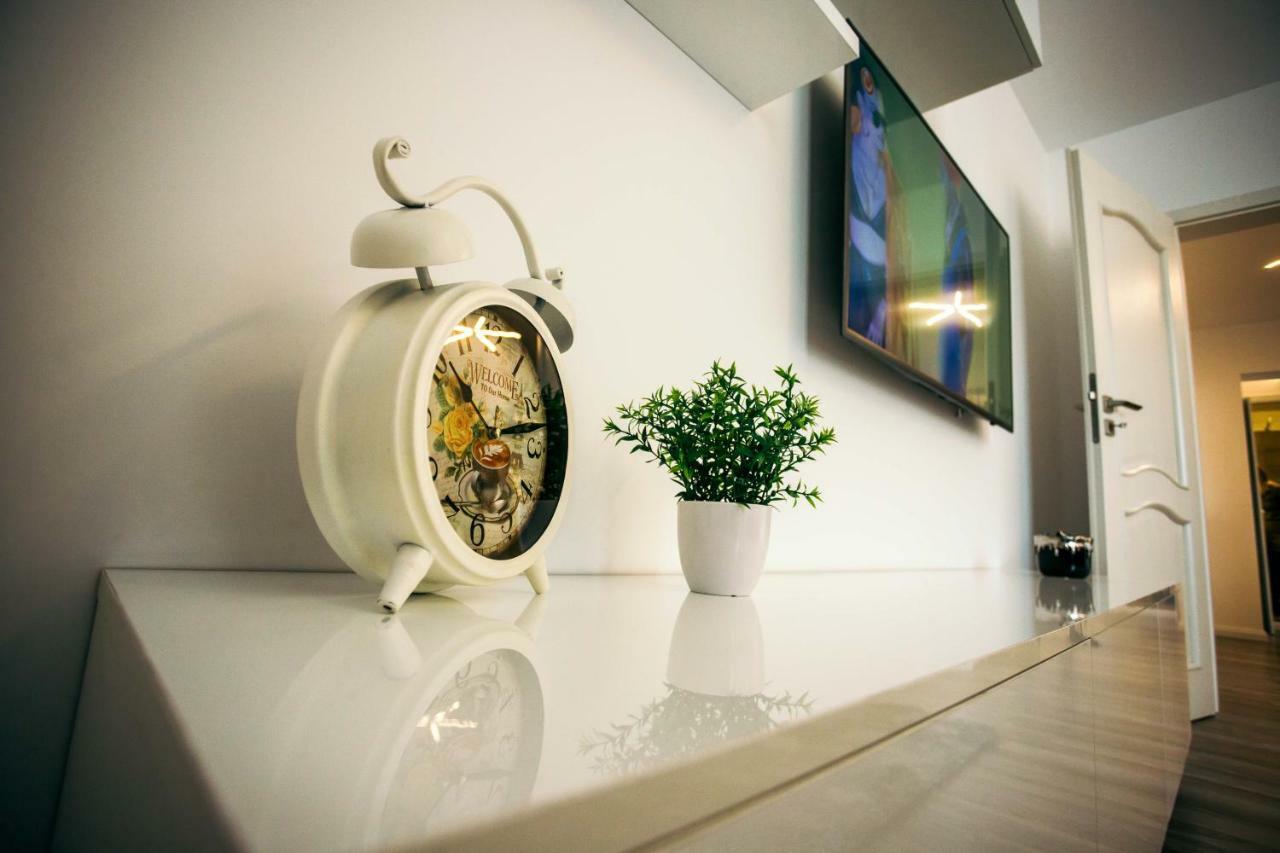 Briana Luxury Apartment Cluj-Napoca Exterior photo